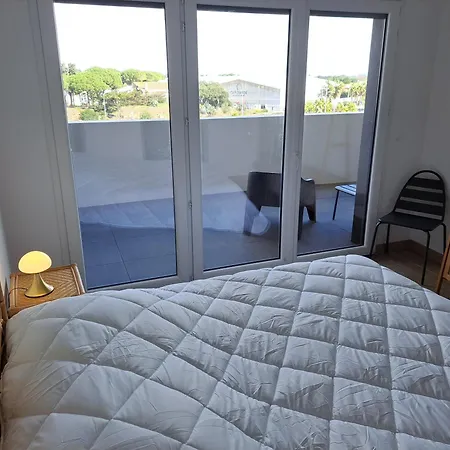Iconic 343 , Superbe T2 Climatise, Wifi, Parking, Terrasse 18m2 Apartment